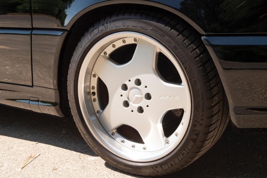 Колеса Mercedes-Benz SL73 AMG (W129.076) 1999 года  (фото 16 из 20)